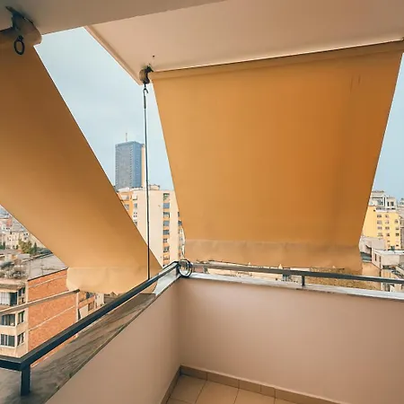 Panorama * ティラナ